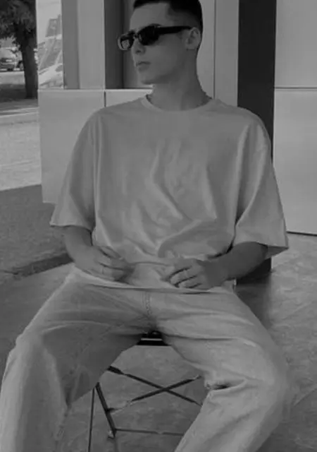 Я Iiii, 20, знакомлюсь для приятного времяпровождения в Ставрополе