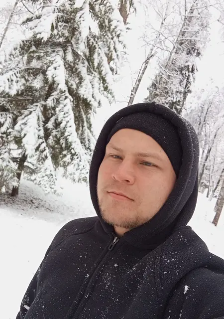 Я Саша, 27, из Йошкар-Олы, ищу знакомство для постоянных отношений