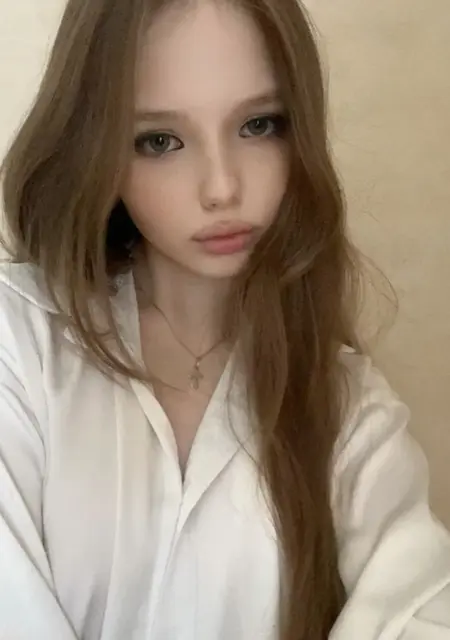 Дарья из Большого Камня, мне 18, познакомлюсь на одну ночь