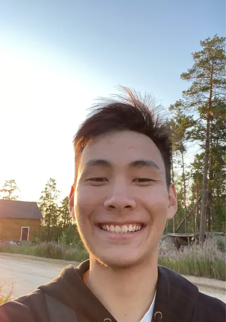 Павел из Якутска, мне 19, познакомлюсь на одну ночь