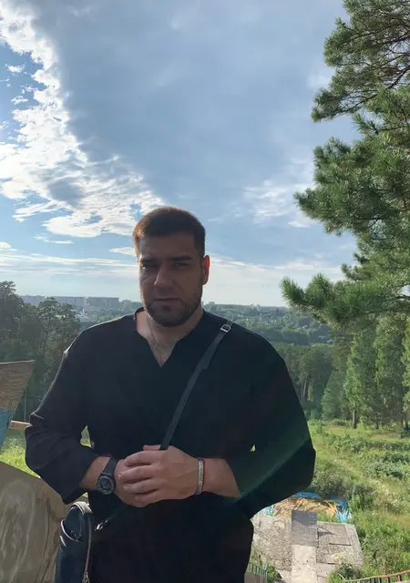 Я Alexandr, 26, из Томска, ищу знакомство для приятного времяпровождения