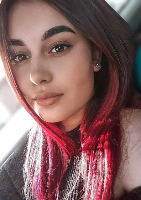 Арина из Благовещенска, мне 24, познакомлюсь без обязательств