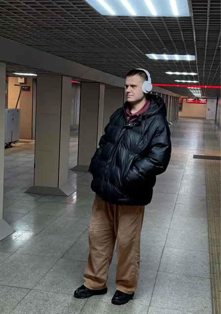 Я Константин, 20, из Хабаровска, ищу знакомство для постоянных отношений