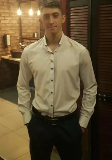 Я Костя Зенин, 27, из Кисловодска, ищу знакомства без обязательств