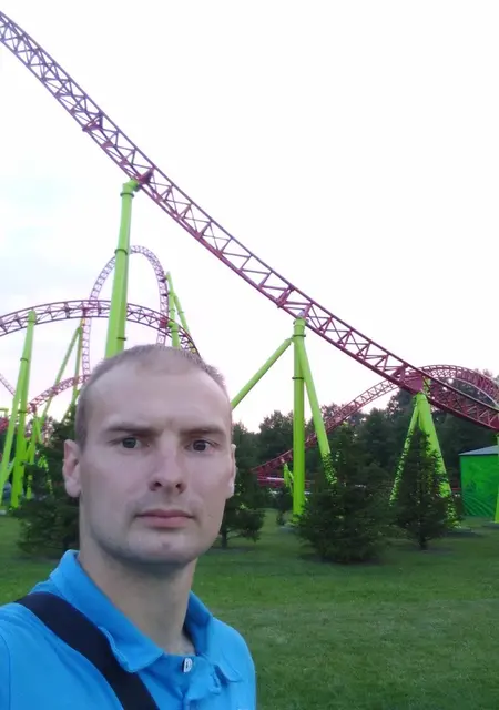 Евгений из Балтийска, мне 32, познакомлюсь для дружбы