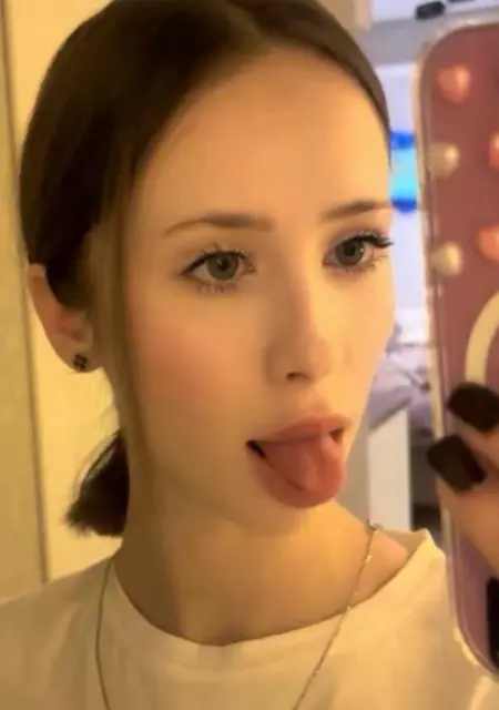 Я Lubov, 26, из Ялты, ищу знакомства без обязательств