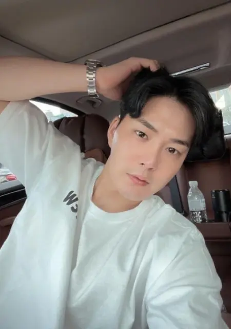 Kim Leo из Москвы, ищу на сайте постоянные отношения