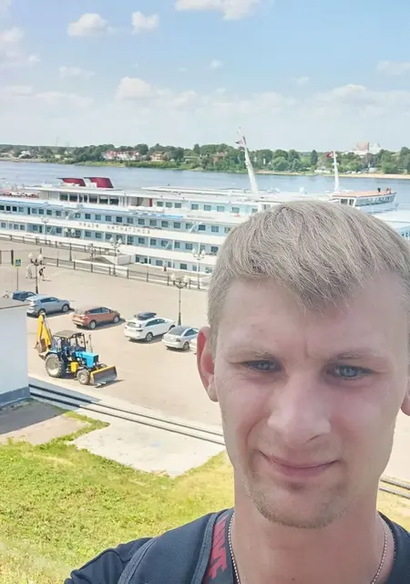 Дмитрий из Рыбинска, мне 29, познакомлюсь без обязательств
