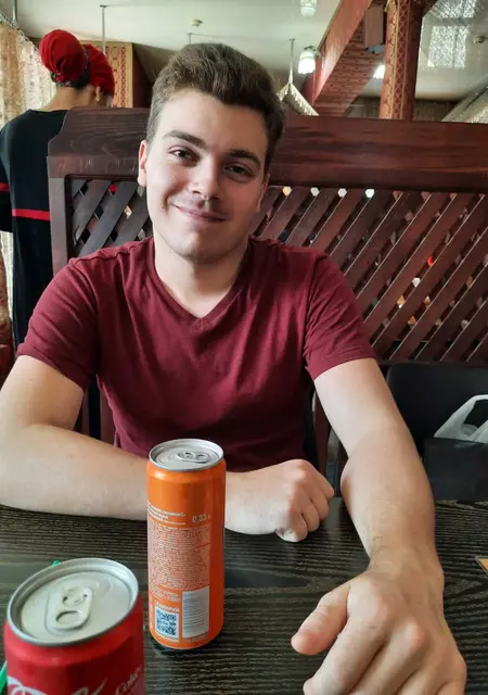 Карим из Нальчика, мне 23, познакомлюсь без обязательств