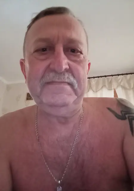 Михаил из Ставрополя, ищу на сайте знакомства без обязательств