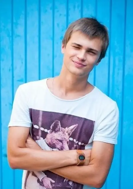 Я Алекс, 35, из Фокина, ищу знакомства на одну ночь