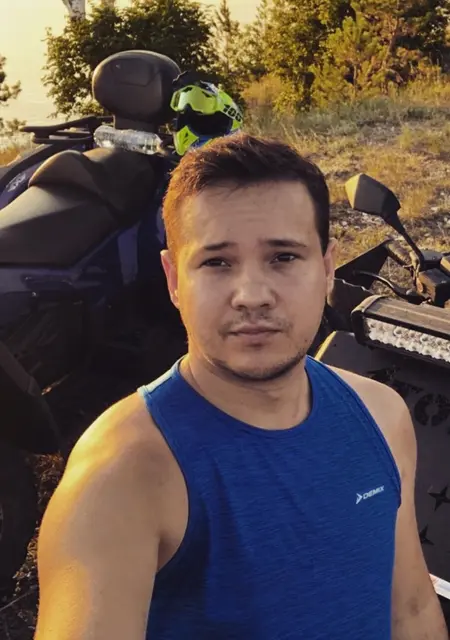 Я Владимир, 34, из Тольятти, ищу знакомства без обязательств