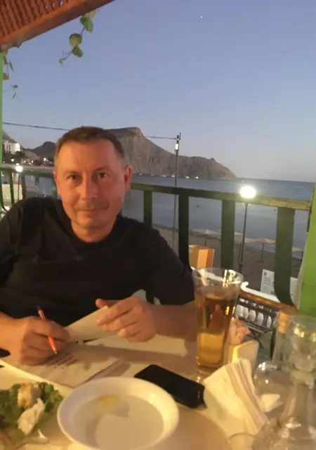 Дмитрий из Новомосковска, ищу на сайте знакомства на одну ночь