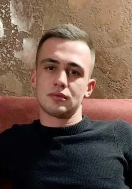 Я Ден, 30 років, знайомлюсь без зобов'язань у Києві
