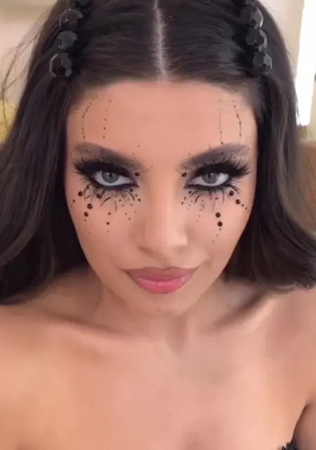 Я Мари, 25, знакомлюсь для постоянных отношений в Махачкале