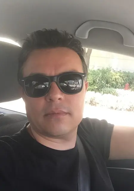 Я Sinan, 25, из Туймаз, ищу знакомство для совместных путешествий