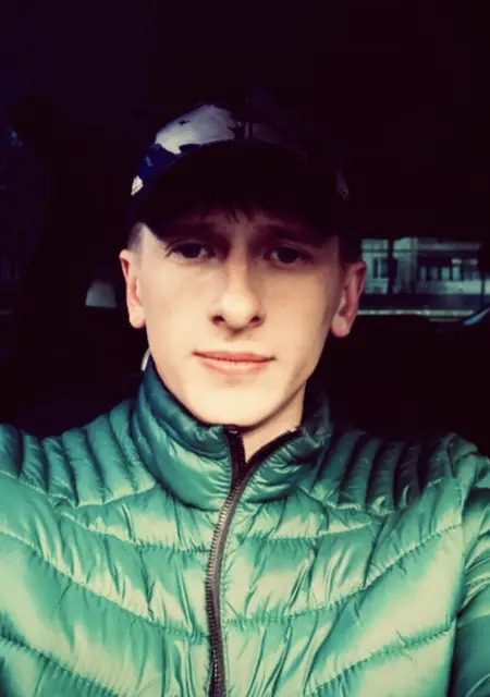 Я Alexandr, 35, знакомлюсь на одну ночь в Колпине