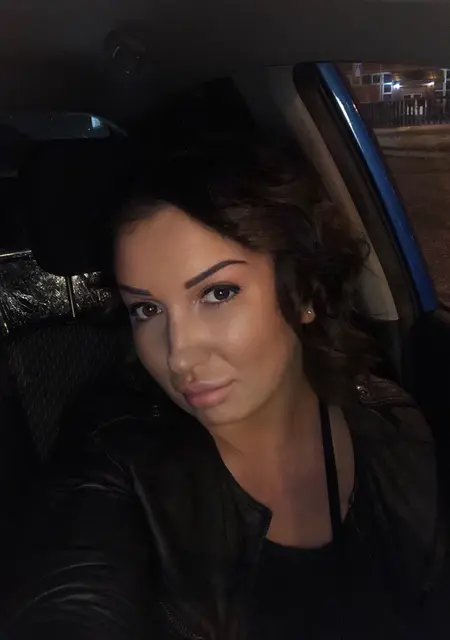 Я Ольга, 39, из Санкт-Петербурга, ищу знакомство для постоянных отношений