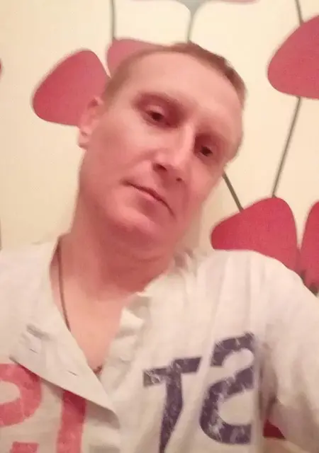 Дима из Бугуруслана, ищу на сайте знакомства на одну ночь