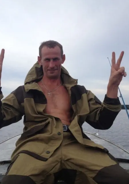 Дима из Перми, мне 41, познакомлюсь для приятного времяпровождения