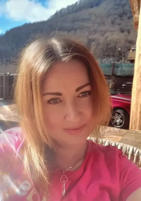 Я Елена, 42, знакомлюсь для общения в Сочи