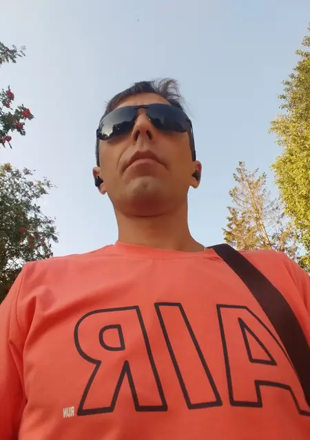 Я Родион, 44, из Каменска-Уральского, ищу знакомство для дружбы