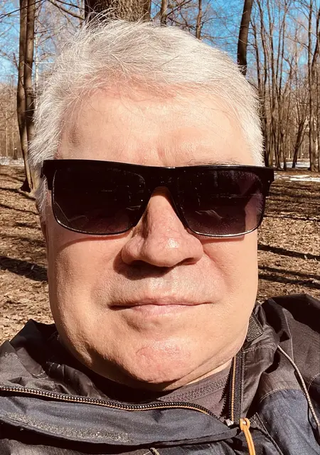 Я Vasiliy, 61, из Москвы, ищу знакомство для постоянных отношений