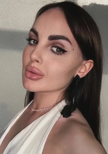 Я Анастасия, 28, знакомлюсь для совместных путешествий в Москве