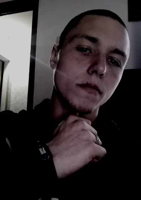 Максим из Белгорода, ищу на сайте знакомства на одну ночь