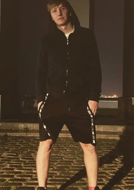 Я Ruslan, 27, знакомлюсь для дружбы в Саратове