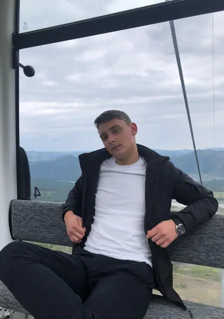 Дмитрий из Бердска, мне 25, познакомлюсь для открытые отношения