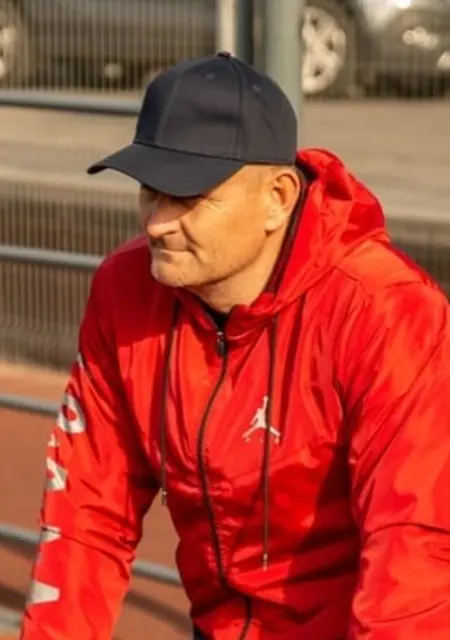 Андрей из Волоконовки, мне 48, познакомлюсь для приятного времяпровождения