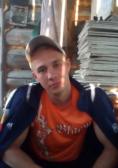 Я Сергей, 38, из Асина, ищу знакомство для постоянных отношений