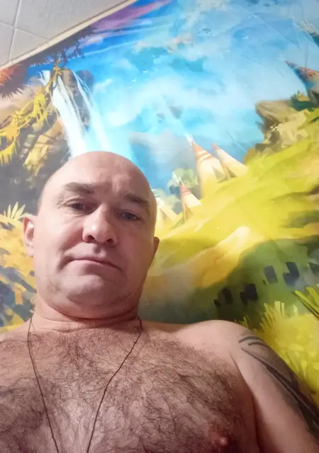 Василий из Истры, мне 47, познакомлюсь на одну ночь