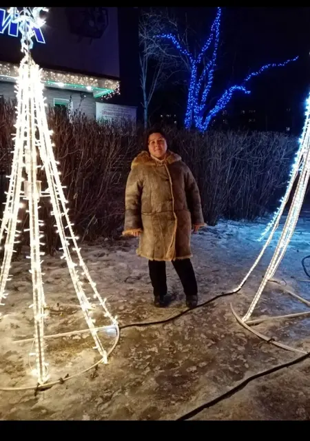 Оля из Лабинска, мне 46, познакомлюсь на одну ночь