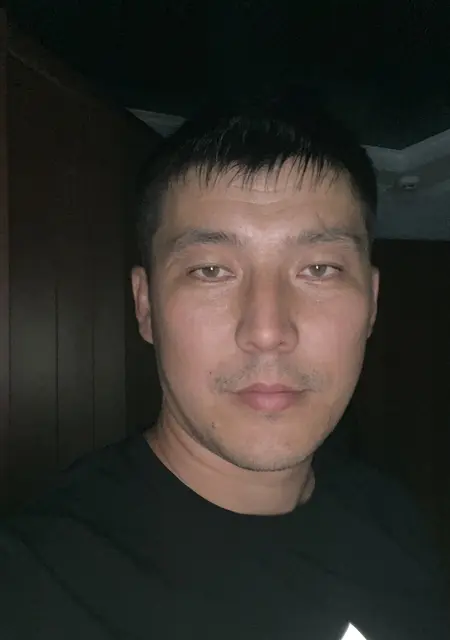 Я Дамир, 37, знакомлюсь без обязательств в Аксу