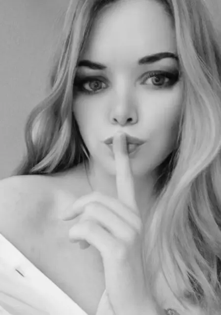 Я Виктория, 27, из Барнаула, ищу знакомство для постоянных отношений