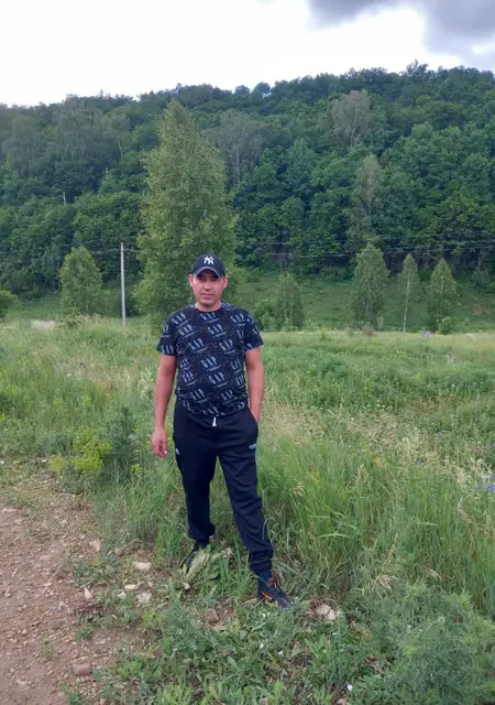 Сергей из Бугульмы, ищу на сайте знакомства на одну ночь