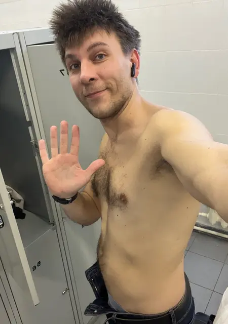 Я Дмитрий, 29, из Пензы, ищу знакомства без обязательств