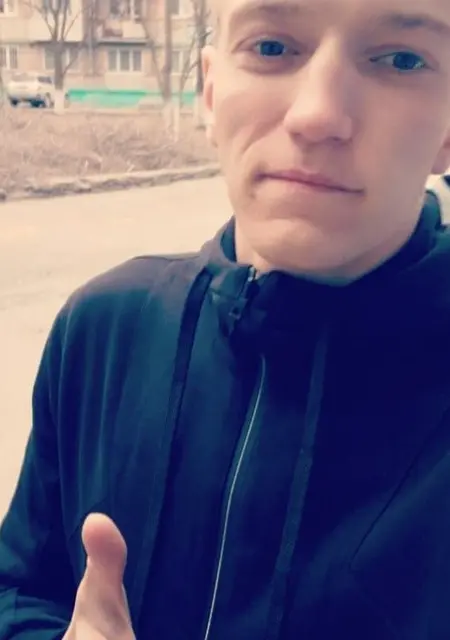 Teylor из Находки, ищу на сайте знакомства на одну ночь