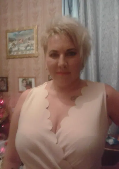 Я Вика, 51, знакомлюсь без обязательств в Москве