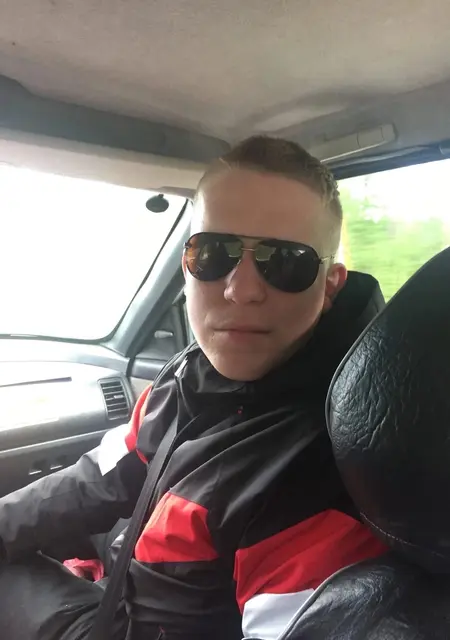 Я Евгений, 27, знакомлюсь для приятного времяпровождения в Северодвинске