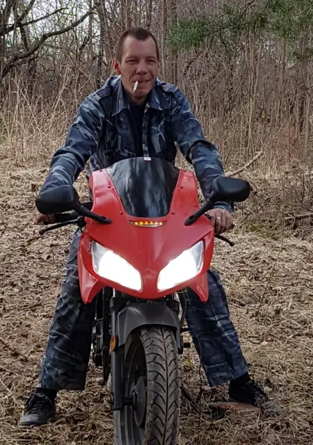 Денис из Павлова, мне 39, познакомлюсь на одну ночь