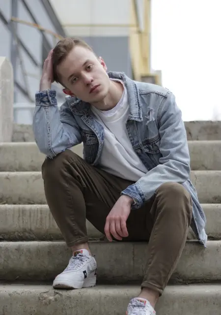 Сергей из Тольятти, мне 27, познакомлюсь для постоянных отношений