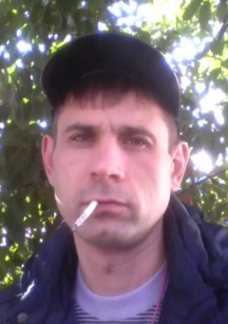 Я Александр, 47, из Искитима, ищу знакомства без обязательств