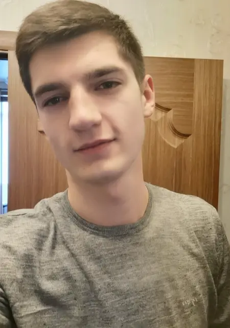 Рома из Каспийска, ищу на сайте знакомства на одну ночь