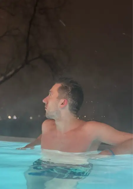 Я Андрей, 28, знакомлюсь без обязательств в Москве