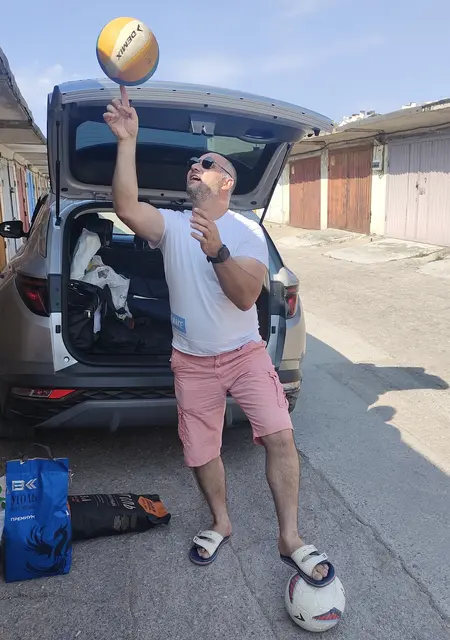 Я Рустам, 41, из Астрахани, ищу знакомство для приятного времяпровождения