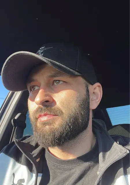 Алан из Владикавказа, мне 35, познакомлюсь на одну ночь