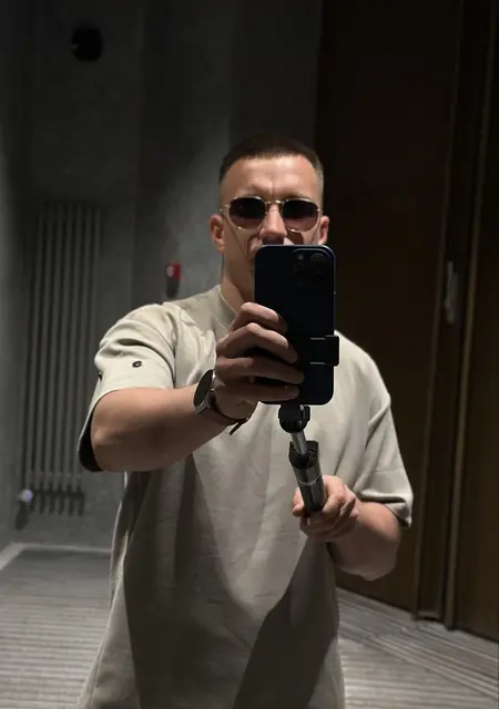 Я Максим, 29, из Москвы, ищу знакомство для общения